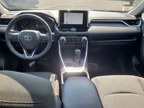 Used 2023 Toyota RAV4 XLE w/ Convenience Package AWD/4WD image 12