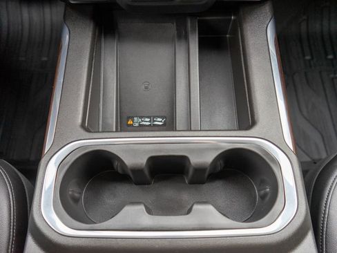 Used 2021 GMC Sierra 3500 SLT w/ SLT Premium Package image 30