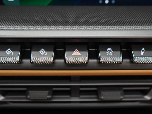 Used 2024 Porsche 911 Targa 4S w/ Premium Package image 75