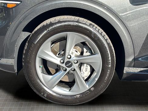 Certified 2026 Genesis GV70 2.5T AWD/4WD image 47