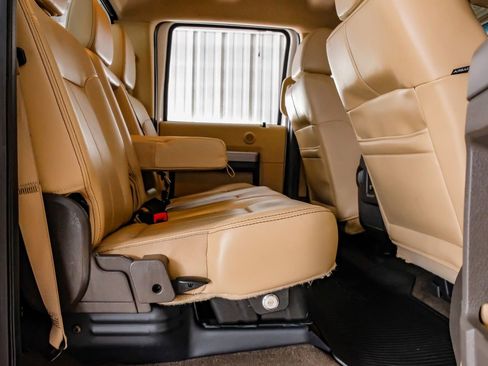 Used 2016 Ford F250 Lariat w/ Lariat Interior Package image 33