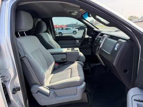 Used 2011 Ford F150 XLT w/ XLT Chrome Pkg image 9