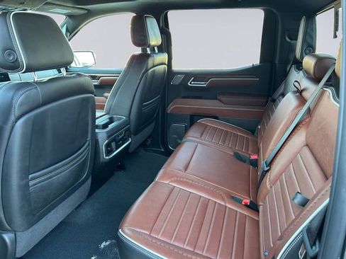 Used 2024 GMC Sierra 1500 Denali Ultimate image 13