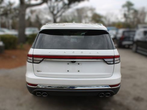 Used 2021 Lincoln Aviator Reserve w/ Equipment Group 201A image 8