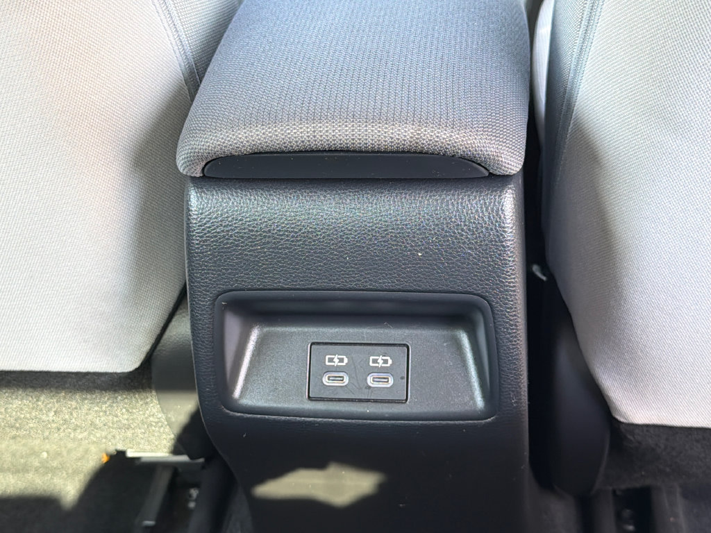 Used 2025 Toyota Corolla LE FWD image 13