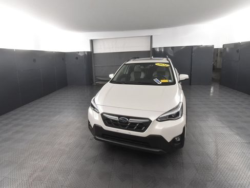 Used 2021 Subaru Crosstrek 2.5i Limited w/ Moonroof Package 1 AWD/4WD image 6