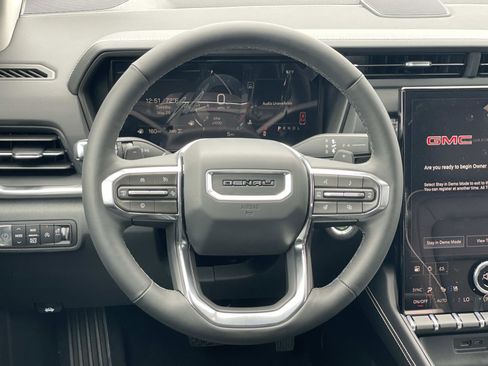 New 2026 GMC Terrain Denali w/ LPO, Black Badging Package AWD/4WD image 10