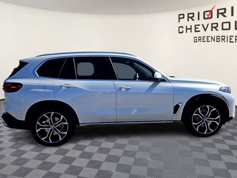 Used 2025 BMW X5 sDrive40i w/ Premium Package RWD image 9