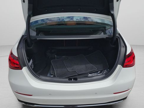 Certified 2026 Mercedes-Benz C 300 Sedan image 5