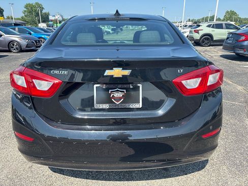 Used 2016 Chevrolet Cruze LT FWD image 10