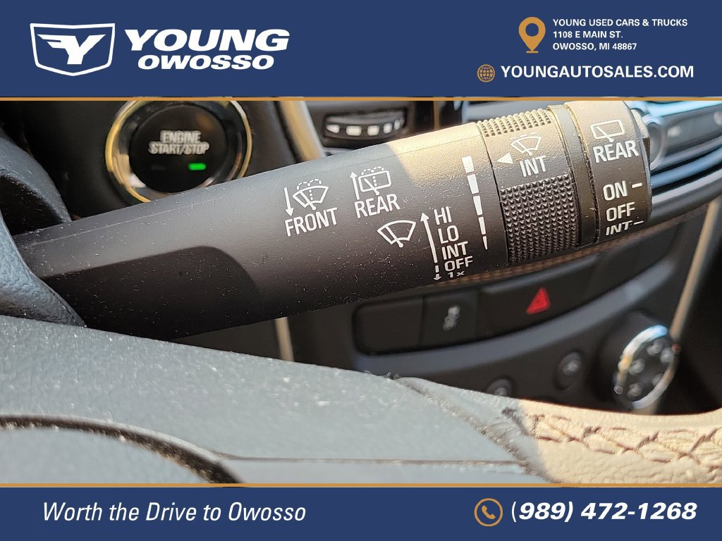 Used 2022 Chevrolet Trax LT w/ LT Convenience Package AWD/4WD image 16