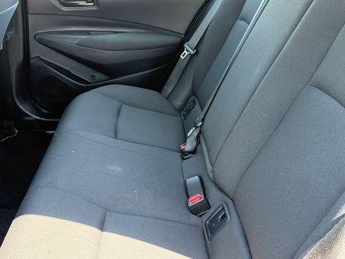 Used 2025 Toyota Corolla LE FWD image 9