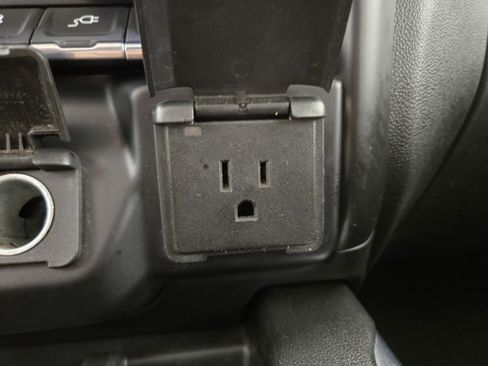 Used 2021 Chevrolet Silverado 3500 High Country w/ Z71 Off-Road Package image 27