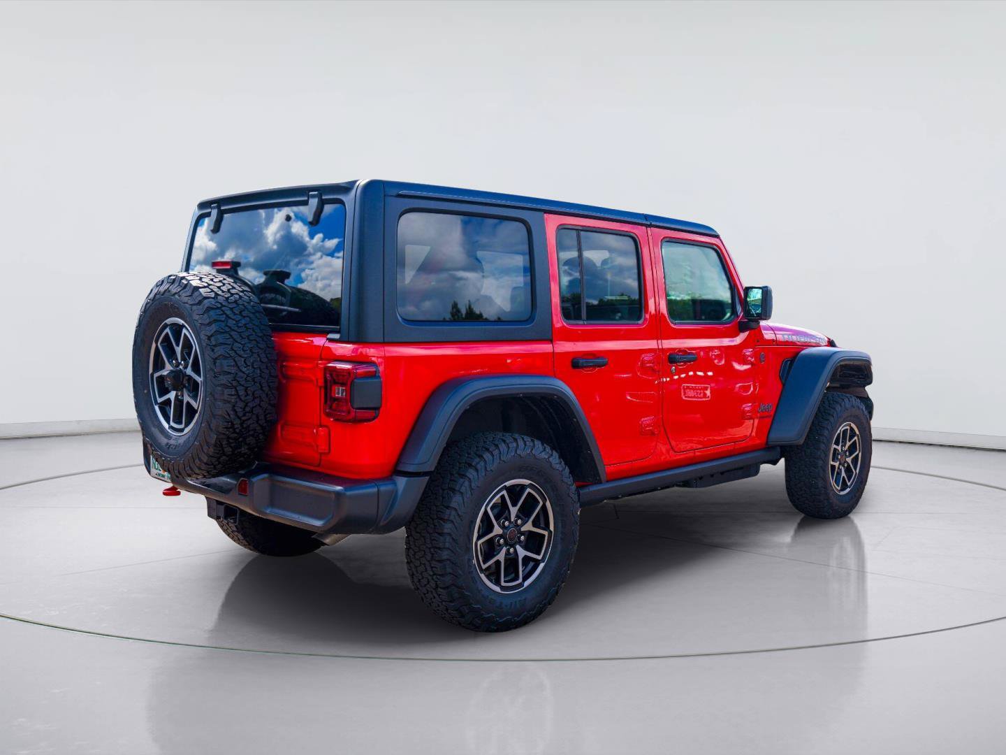 Used 2026 Jeep Wrangler Unlimited Rubicon AWD/4WD image 10