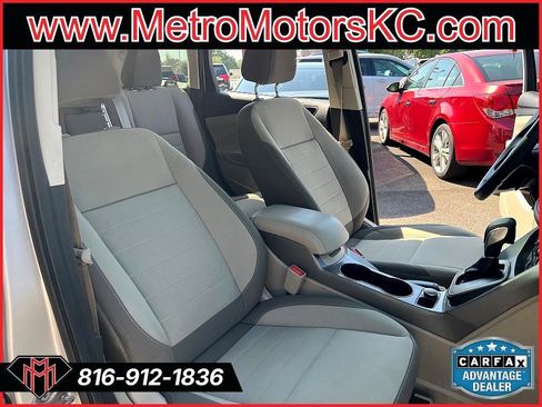 Used 2013 Ford Escape SE image 30