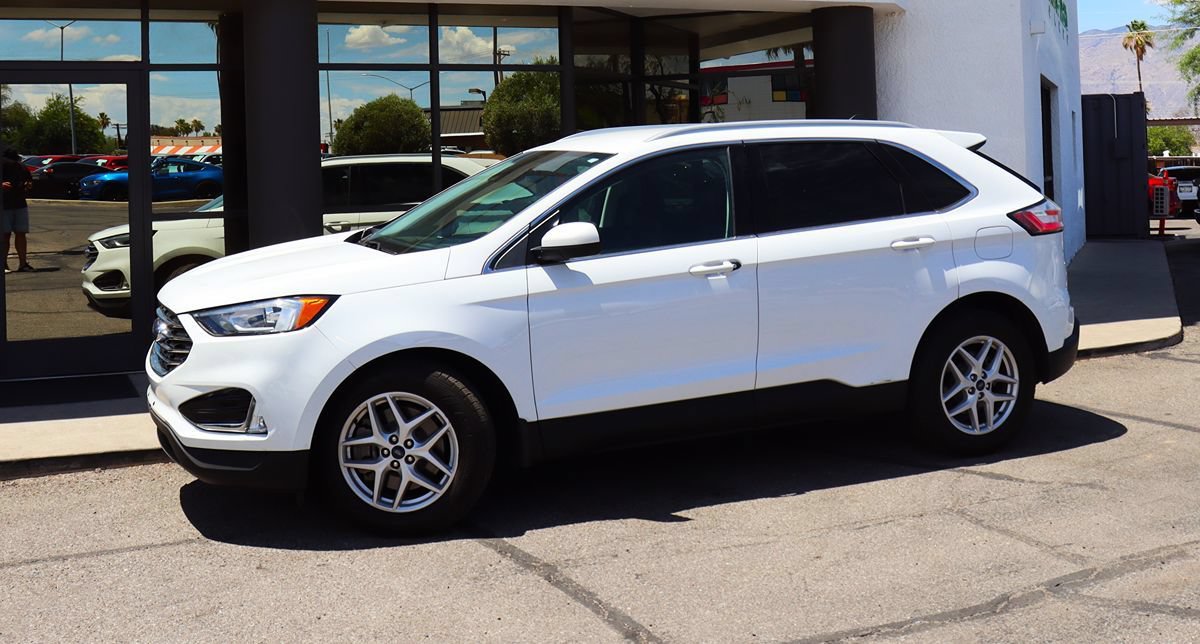 Used 2021 Ford Edge SEL FWD image 4