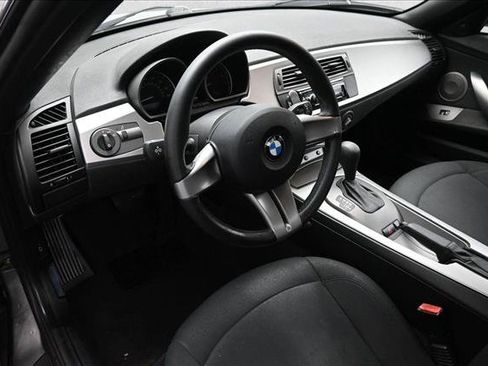Used 2003 BMW Z4 2.5i RWD image 8