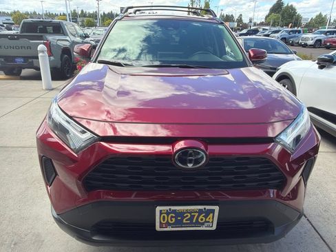 Used 2025 Toyota RAV4 XLE w/ Weather Package AWD/4WD image 5