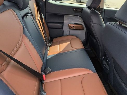 Used 2023 Ford Maverick Lariat w/ Lariat Luxury Package AWD/4WD image 8