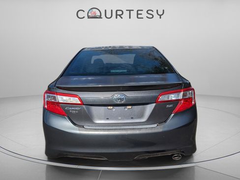 Used 2012 Toyota Camry SE image 6