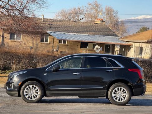 Used 2019 Cadillac XT5 Base 4dr SUV image 8