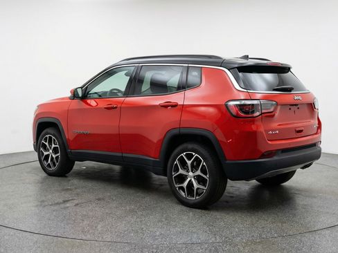 Used 2025 Jeep Compass Limited AWD/4WD image 6