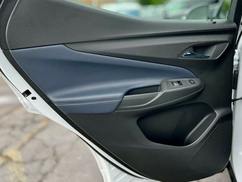 Used 2022 Chevrolet Bolt EUV Premier w/ Sun & Sound Package image 15