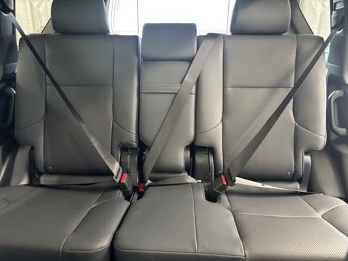 Used 2023 Lexus GX 460 Premium w/ Premium Package AWD/4WD image 26