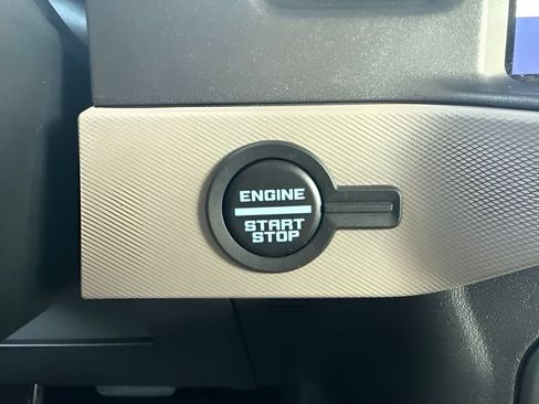 Used 2024 Ford Bronco Wildtrak AWD/4WD image 27