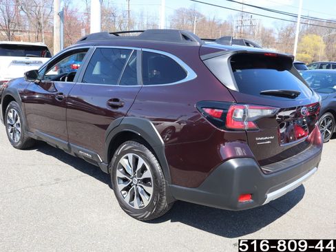 Used 2023 Subaru Outback Limited AWD/4WD image 7