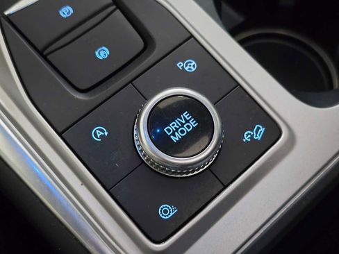 Used 2021 Ford Explorer Platinum w/ Equipment Group 601A image 36