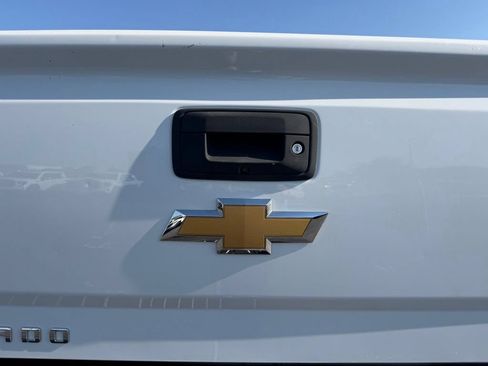 Used 2019 Chevrolet Silverado 2500 W/T AWD/4WD image 14