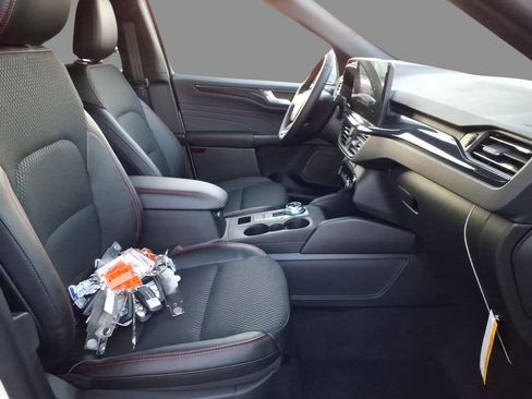 New 2026 Ford Escape ST-Line w/ Tech Pack #1 image 13