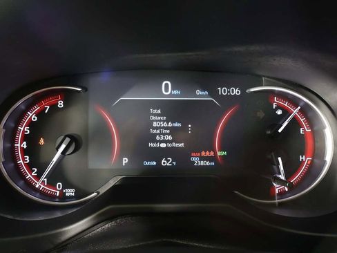 Used 2025 Toyota RAV4 XLE image 38