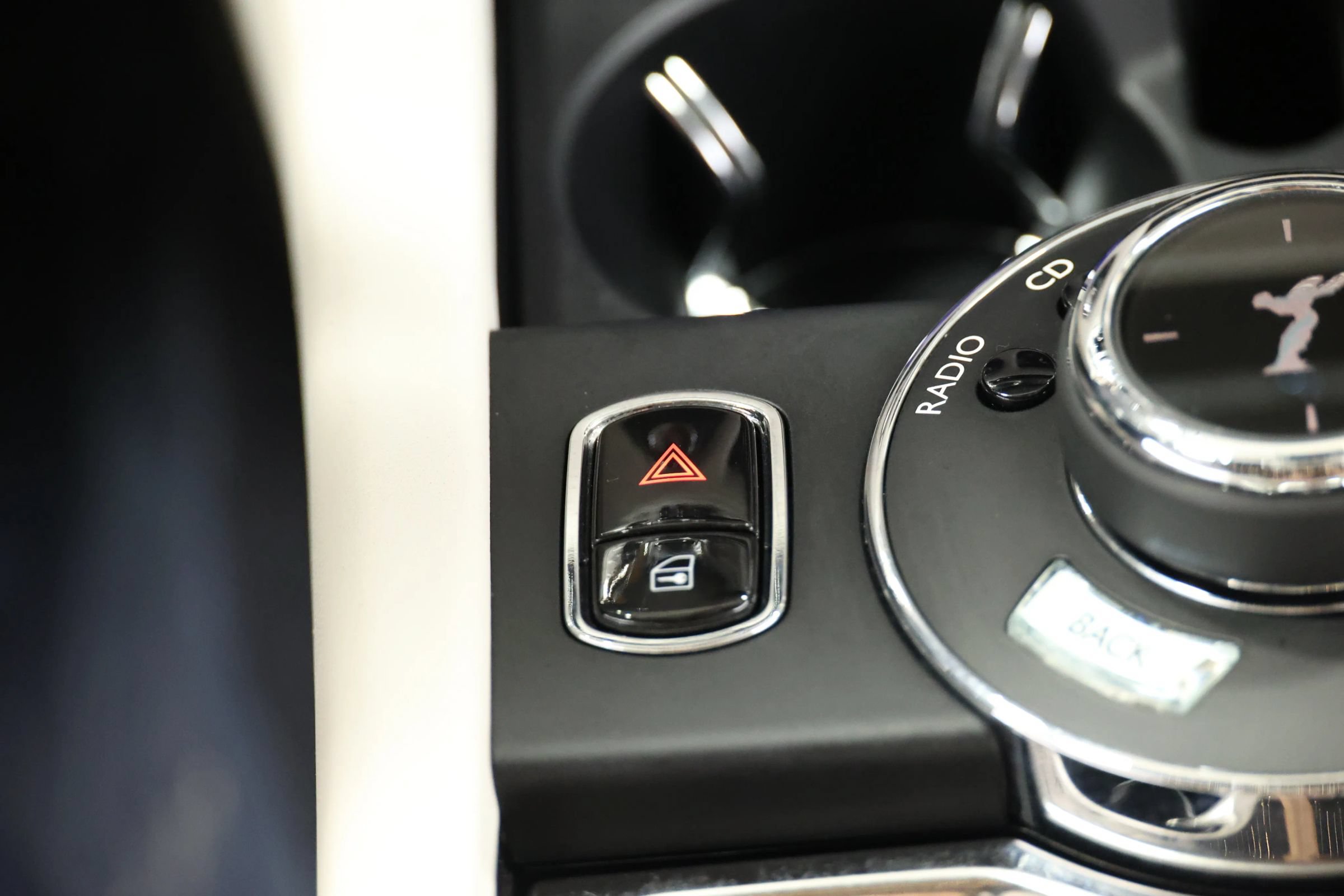 Used 2017 Rolls-Royce Wraith RWD image 57