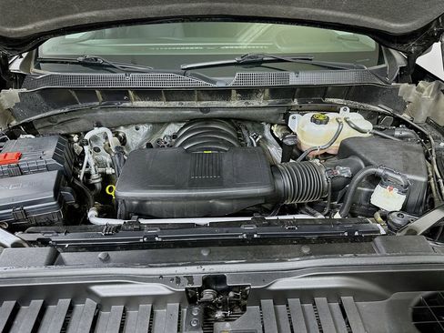 Used 2023 Chevrolet Silverado 1500 LT w/ Protection Package image 9