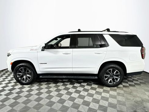 Used 2023 Chevrolet Tahoe Z71 w/ Luxury Package AWD/4WD image 4