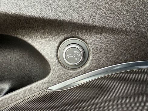 Used 2019 Buick Enclave Essence w/ Trailering Package, 5000 lbs. image 7