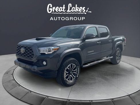 Used 2022 Toyota Tacoma TRD Sport AWD/4WD image 1
