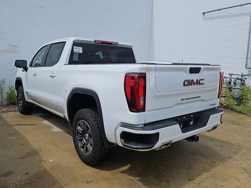 Used 2025 GMC Sierra 1500 AT4 AWD/4WD image 5