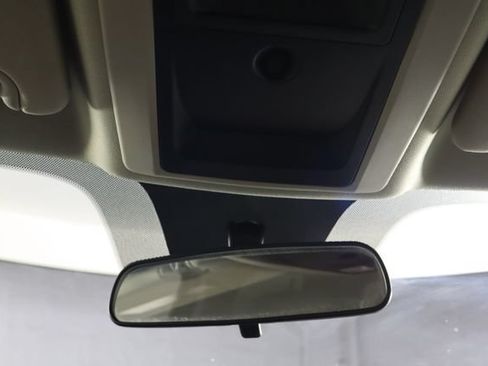 Used 2024 RAM 1500 Classic SLT AWD/4WD image 16