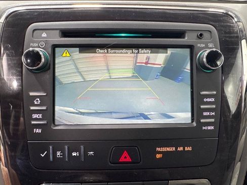 Used 2017 Buick Enclave Convenience FWD image 16