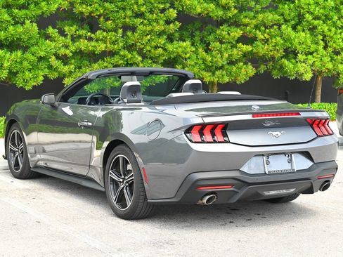 Used 2024 Ford Mustang Premium RWD image 6