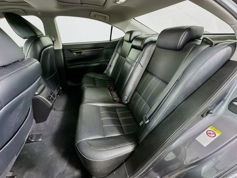 Used 2017 Lexus ES 350 w/ Luxury Package FWD image 25