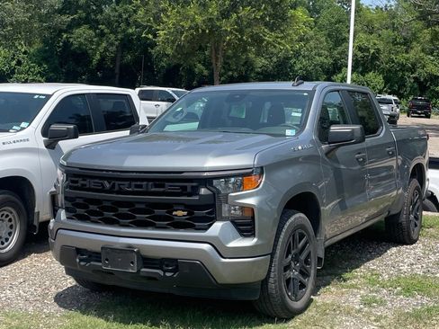 Used 2023 Chevrolet Silverado 1500 Custom AWD/4WD image 1