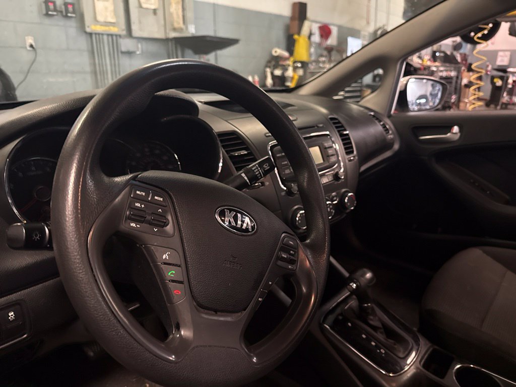 Used 2018 Kia Forte LX FWD image 13