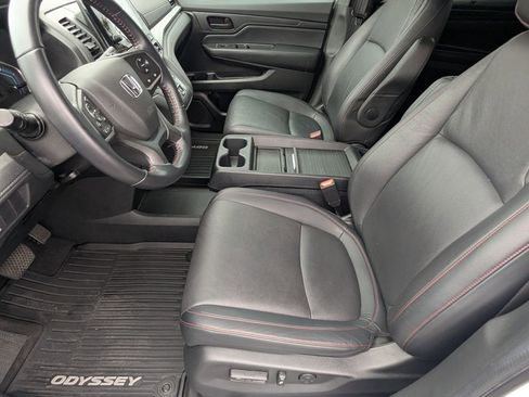 Used 2024 Honda Odyssey Sport image 15
