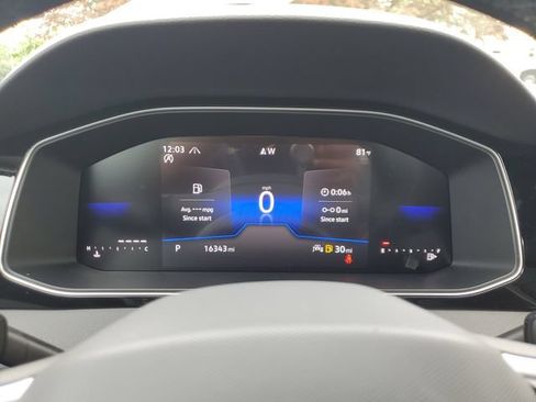 Certified 2025 Volkswagen Jetta Sport FWD image 25
