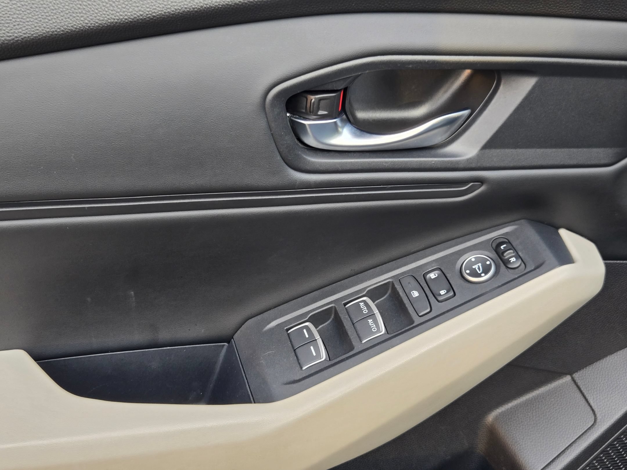 Used 2023 Honda Accord EX image 21