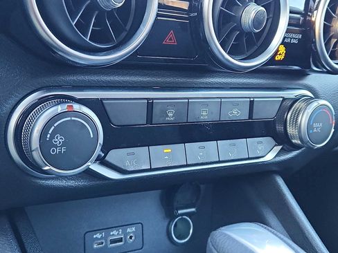 Used 2023 Nissan Sentra SV image 15